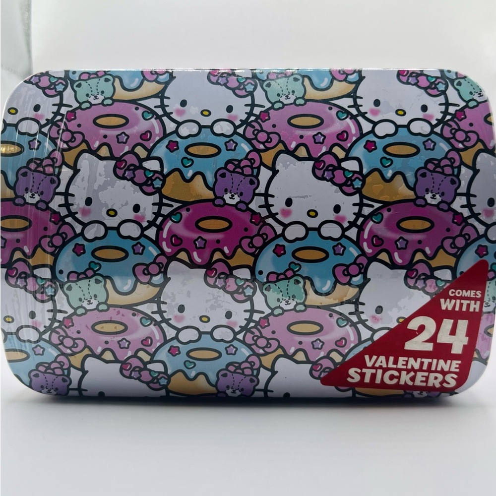 Hello Kitty Valentine’s Day Mailbox - Picture 6 of 10